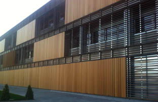 Nou edifici del Centre de Idiomes.